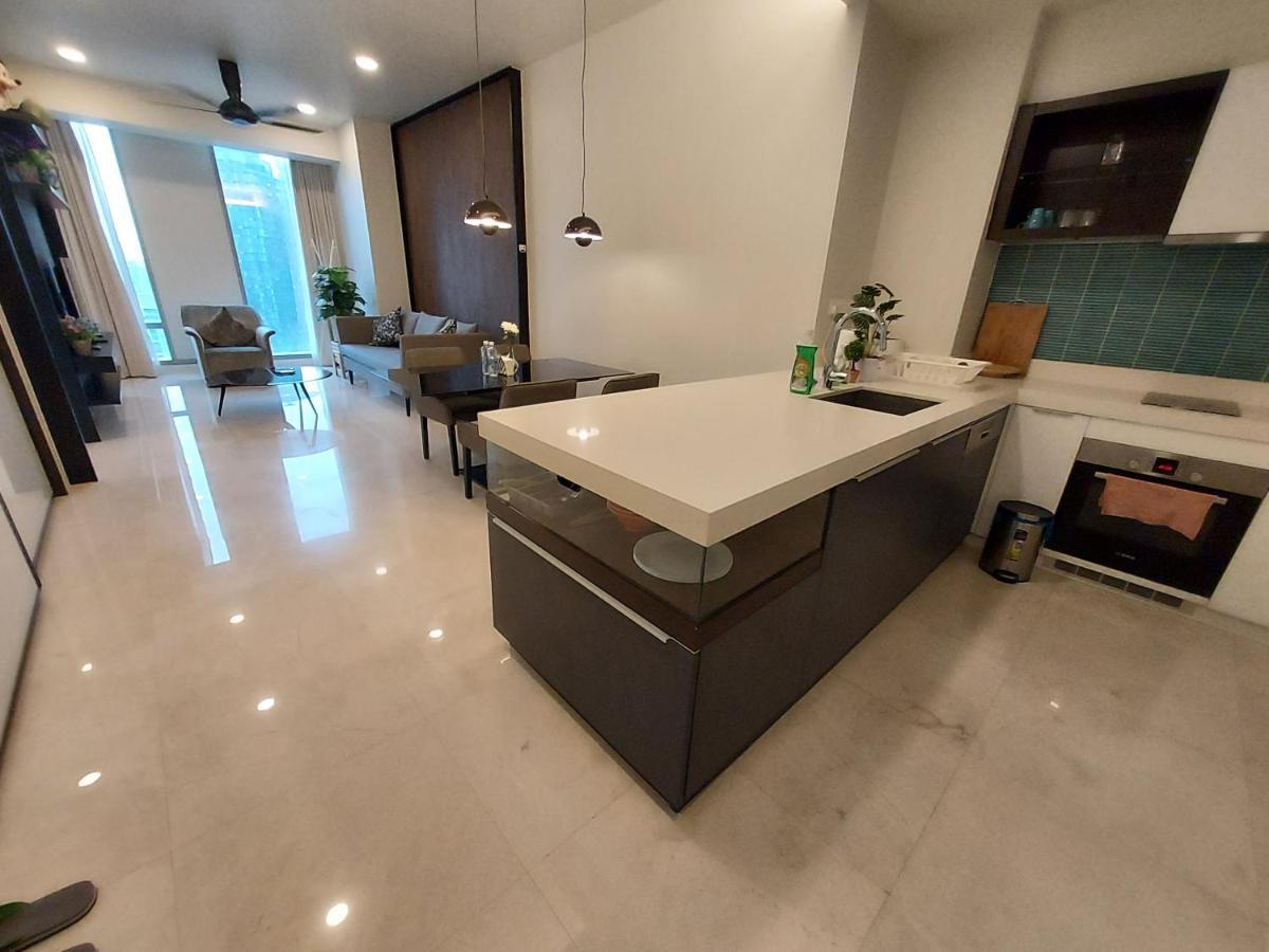 Tropicana The Klcc By Rooftop Skypool Apartment Kuala Lumpur