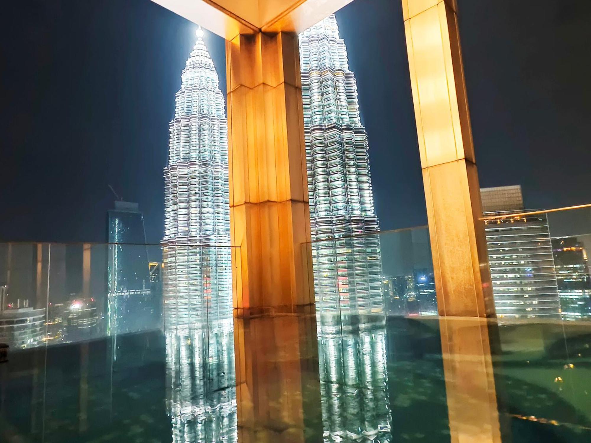Tropicana The Klcc By Rooftop Skypool Apartment *