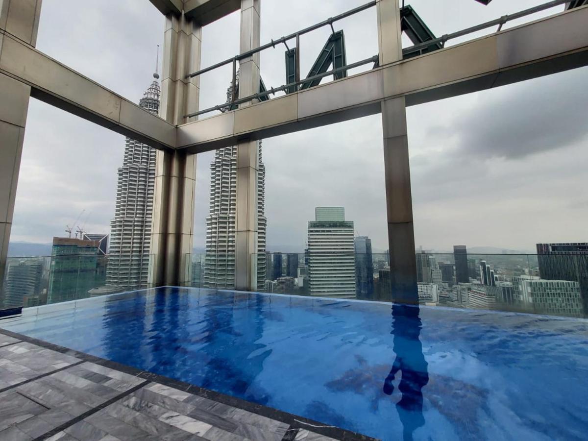 Tropicana The Klcc By Rooftop Skypool