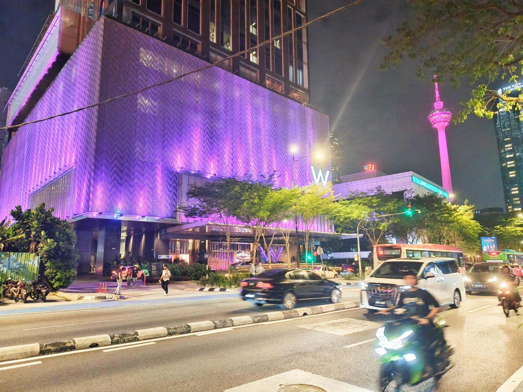 Tropicana The Klcc By Rooftop Skypool